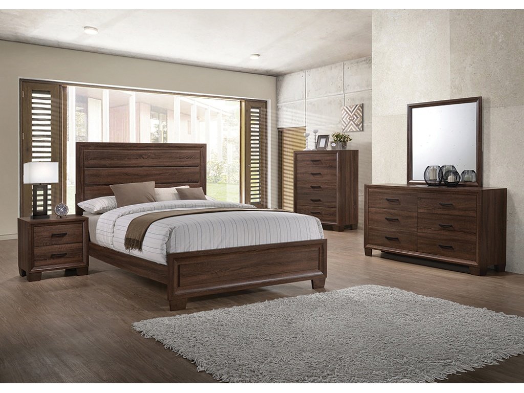 Brandon Eastern King Panel Bed Medium Warm Brown