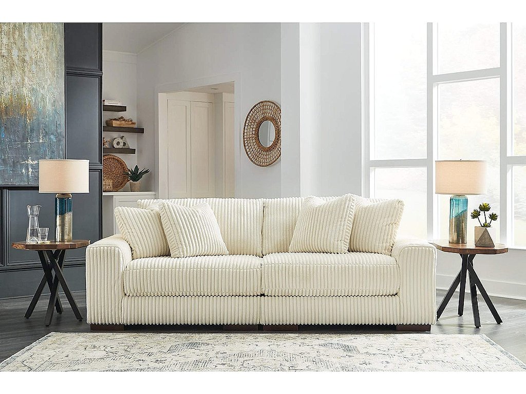 Lindyn 2-Piece Sectional Sofa