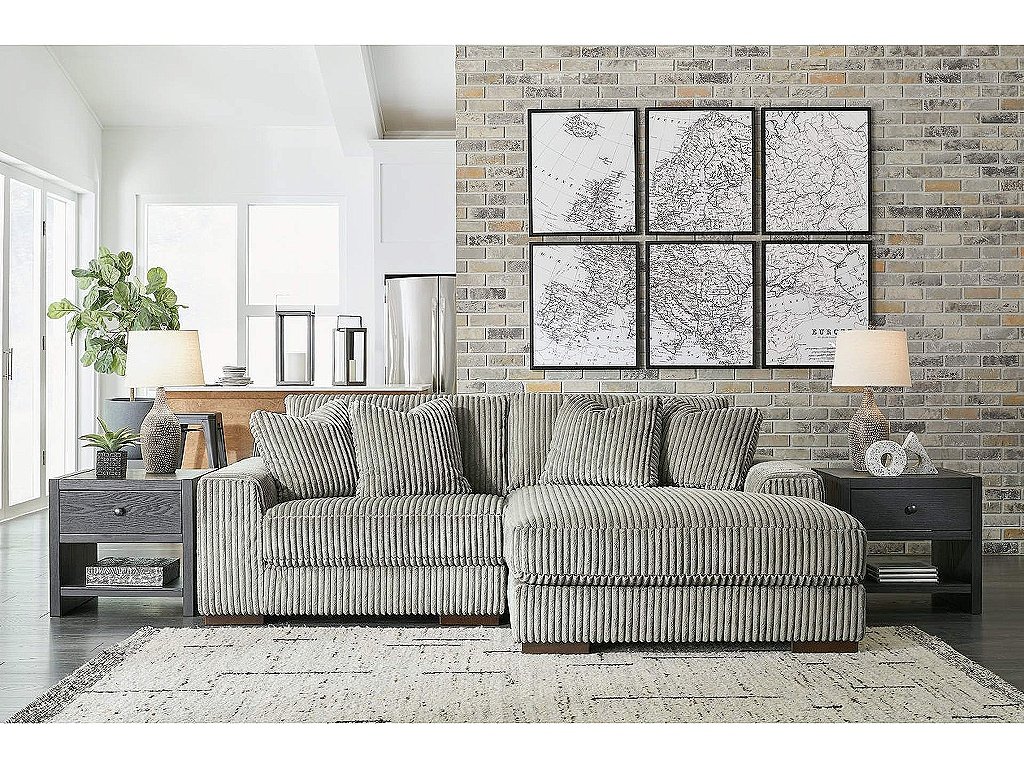 Lindyn 2-Piece Sectional with Chaise