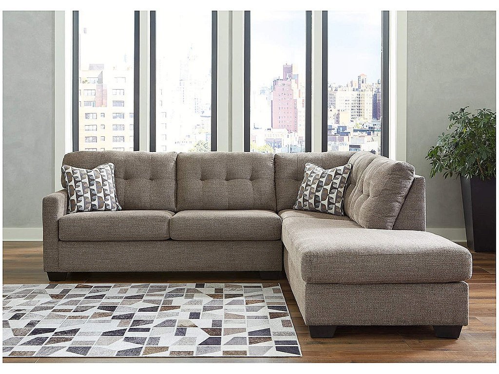 Mahoney 2-Piece Sectional with Chaise