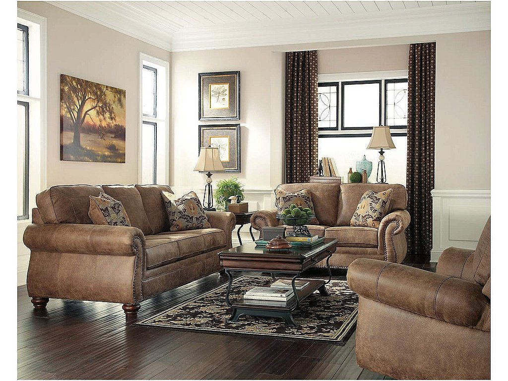 Larkinhurst Sofa and Loveseat with Recliner