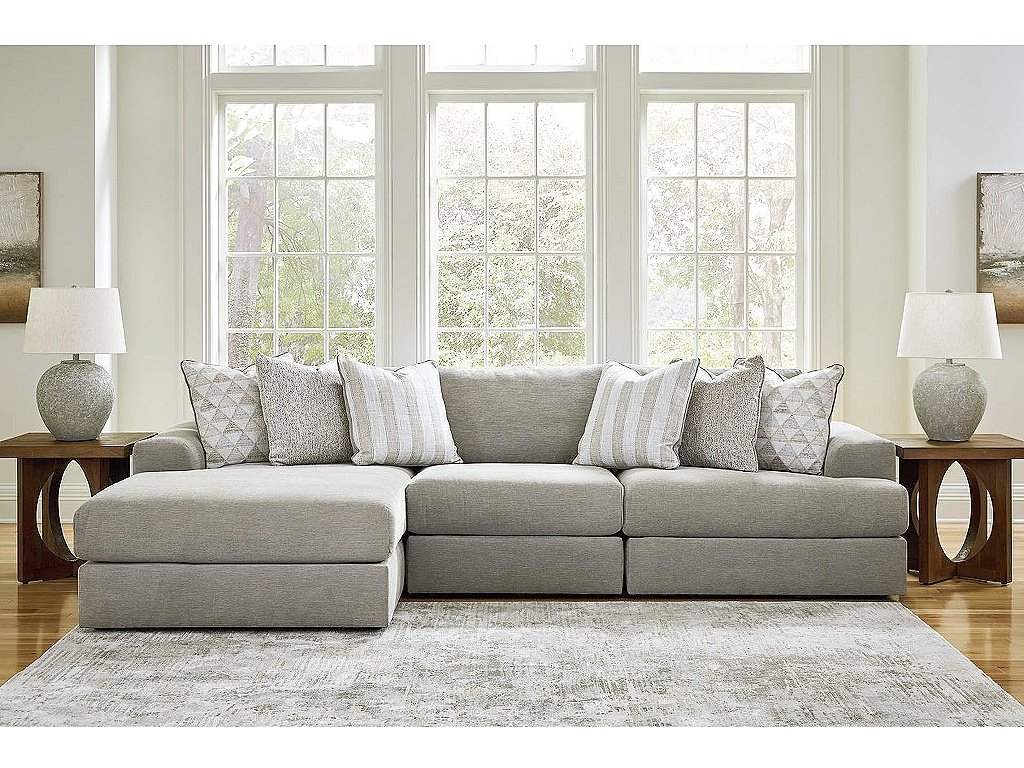 Avaliyah 3-Piece Sectional with Chaise