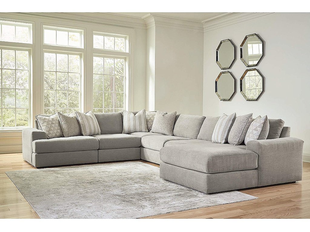 Avaliyah 6-Piece Sectional with Chaise