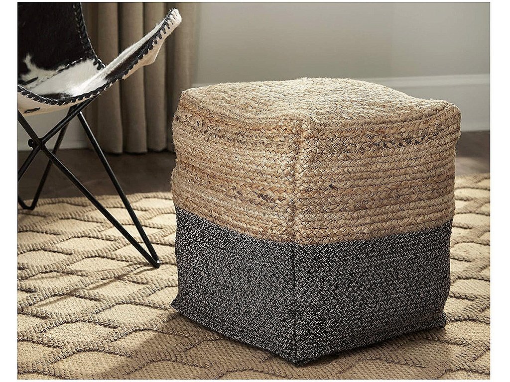 Sweed Valley Pouf