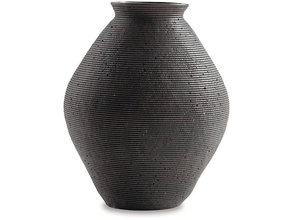 Hannela Vase