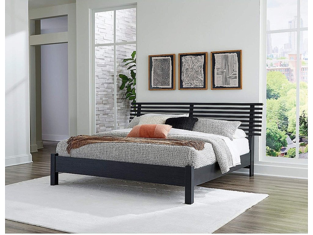 Danziar King Slat Panel Bed