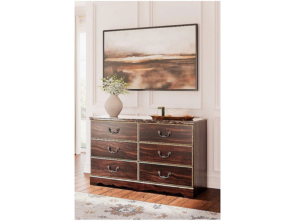 Glosmount Dresser