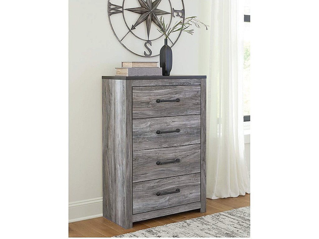 Bronyan Chest of Drawers