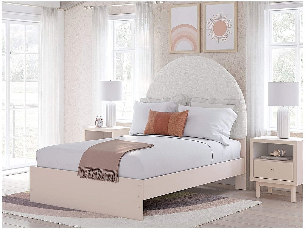 Wistenpine Full Upholstered Panel Bed