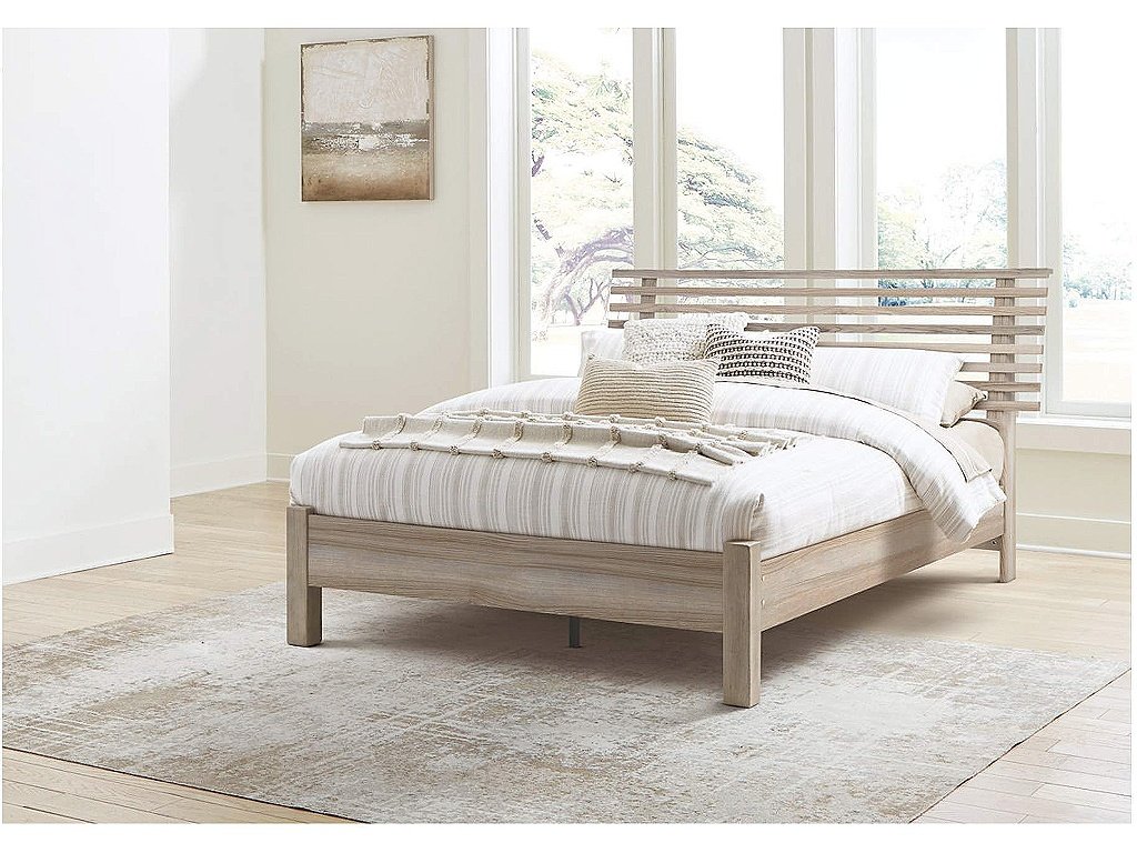 Hasbrick Queen Slat Panel Bed