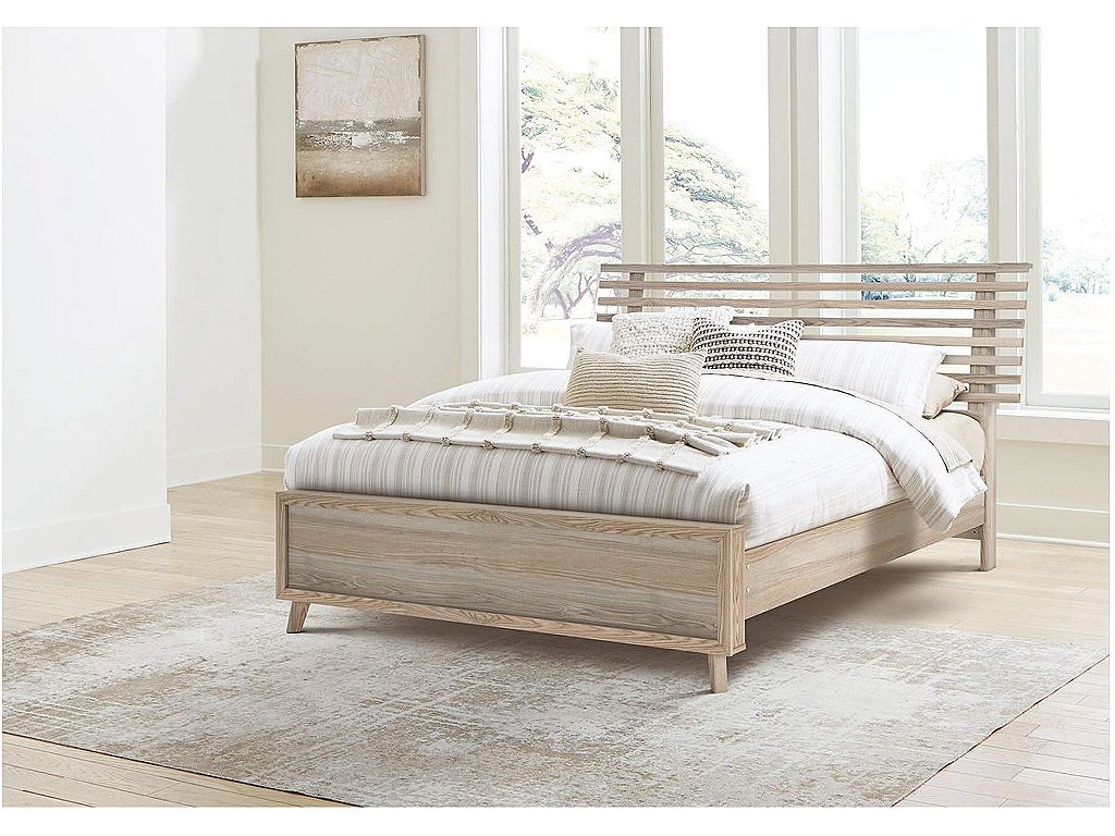 Hasbrick Queen Slat Panel Bed