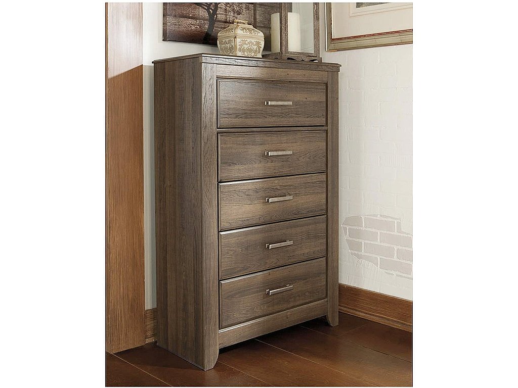 Juararo Chest of Drawers