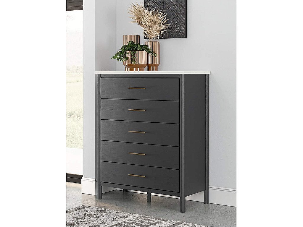 Cadmori Chest of Drawers