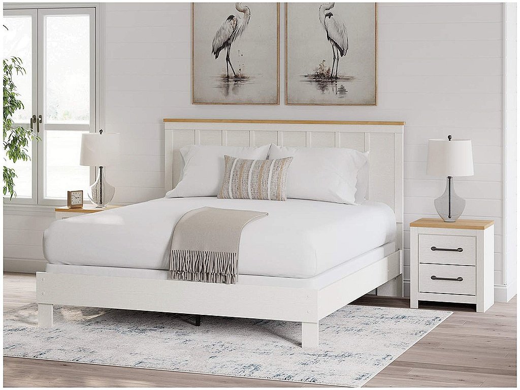 Linnocreek King Panel Bed