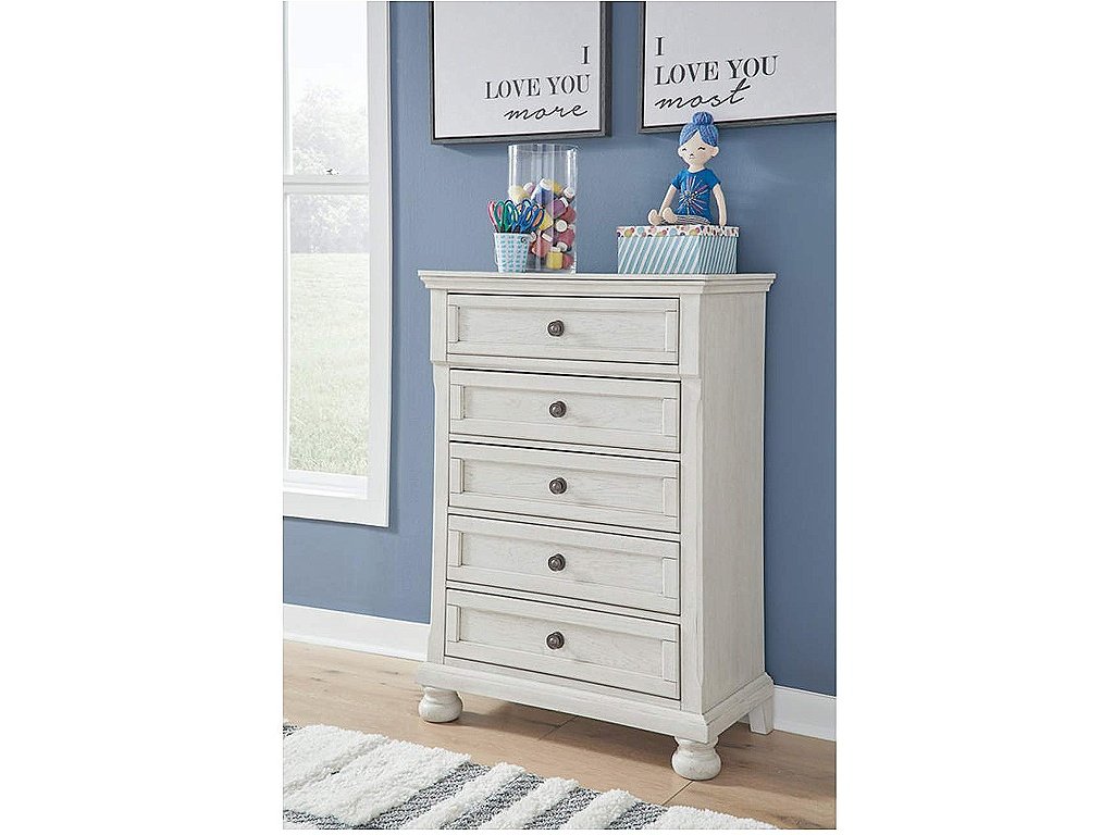 Robbinsdale Chest of Drawers