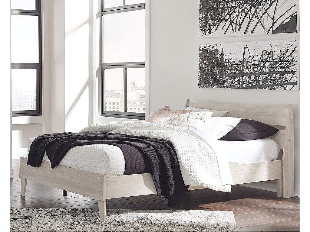 Socalle Queen Panel Platform Bed