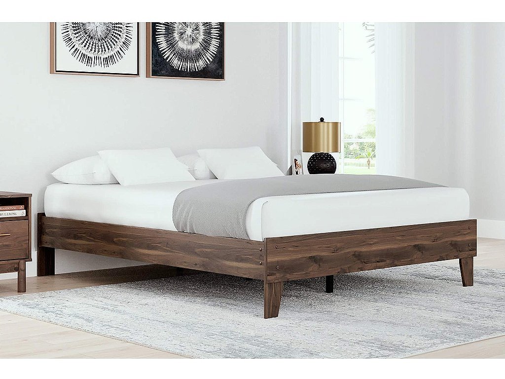 Calverson Queen Platform Bed