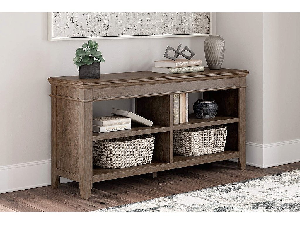 Janismore Credenza