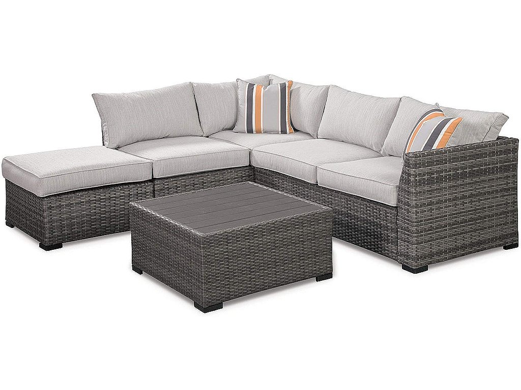 Cherry Point 4-piece Outdoor Sectional Set