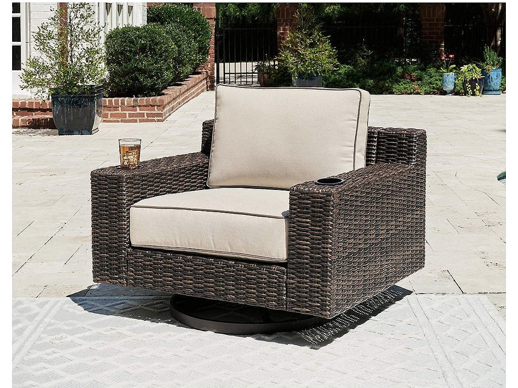 Coastline Bay Outdoor Swivel Lounge with Cushion