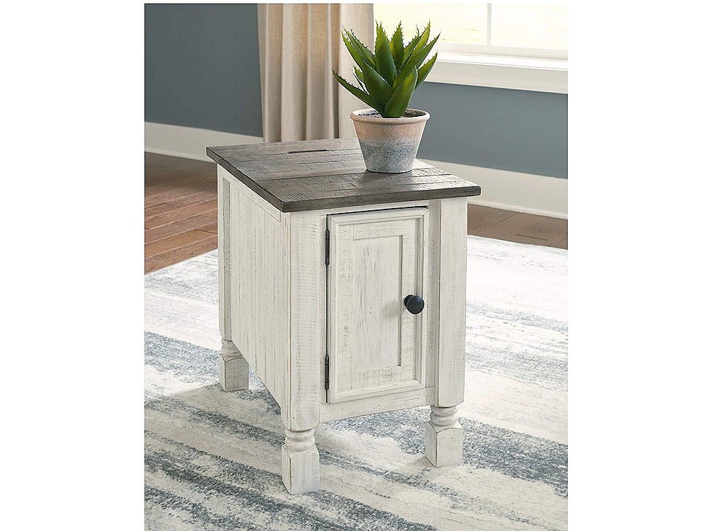 Havalance Chairside End Table