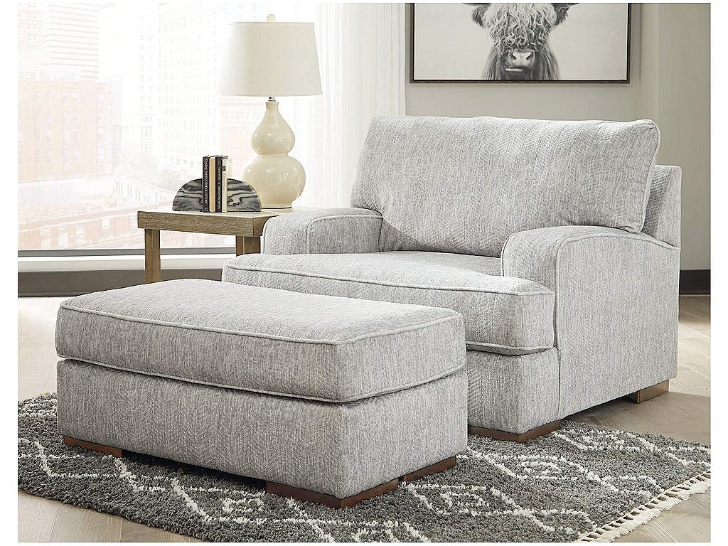 Mercado Chair and Ottoman