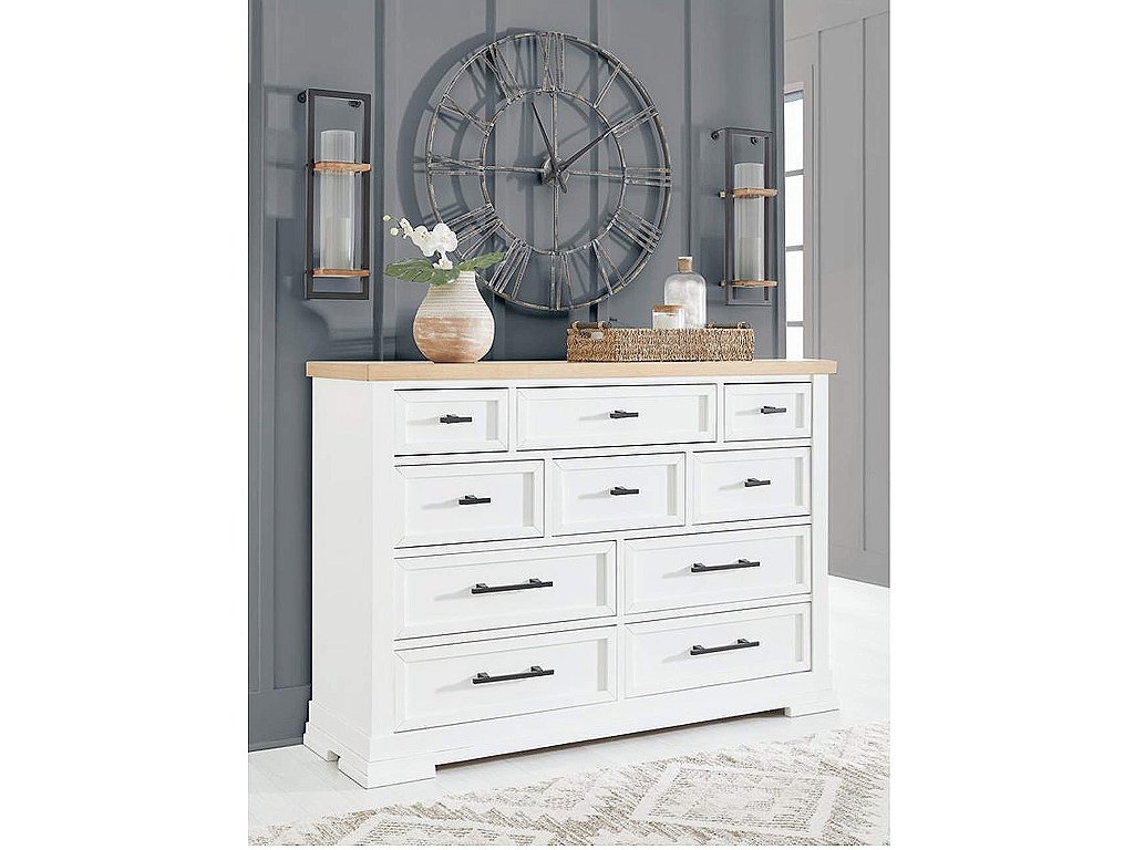 Ashbryn Dresser