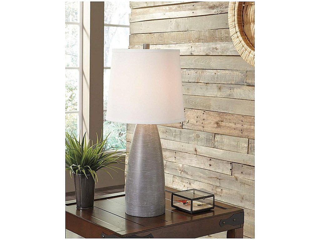 Shavontae Table Lamp (Set of 2)